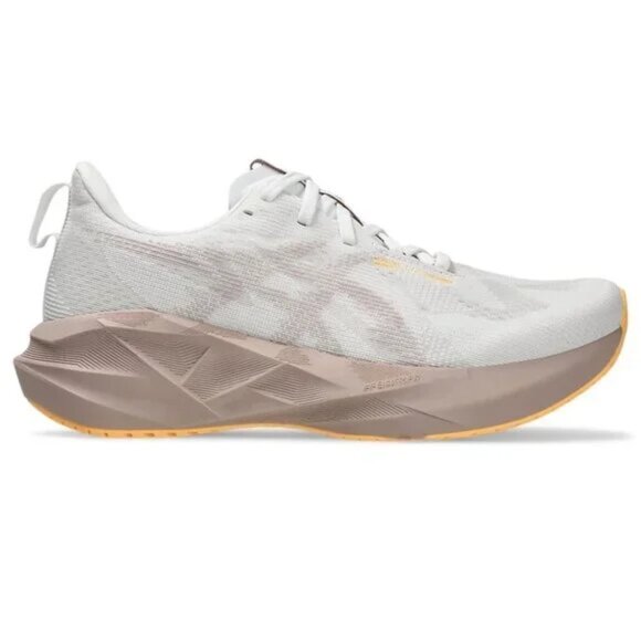 🇨🇦 ASICS Women's Novablast 5 Sneaker - Picture 3 of 6